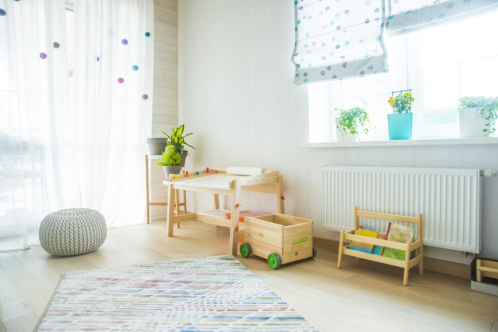 DECLUTTER YOUR WAY TO A MONTESSORI FRIENDLY HOME